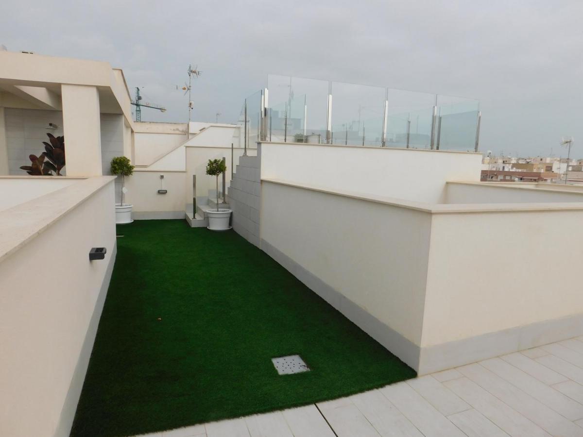 Modern And Cosy Apartment Close To The Beach Torrevieja Exterior photo