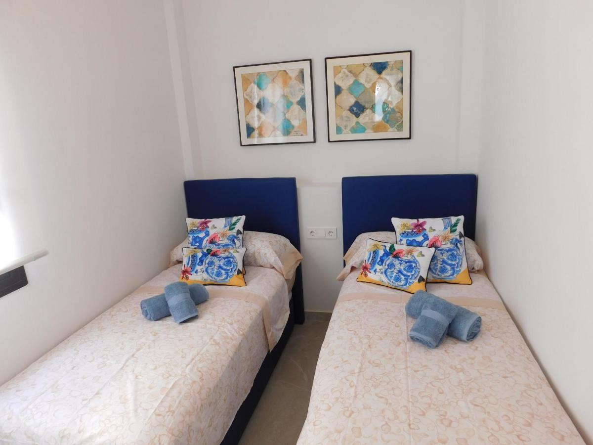 Modern And Cosy Apartment Close To The Beach Torrevieja Exterior photo