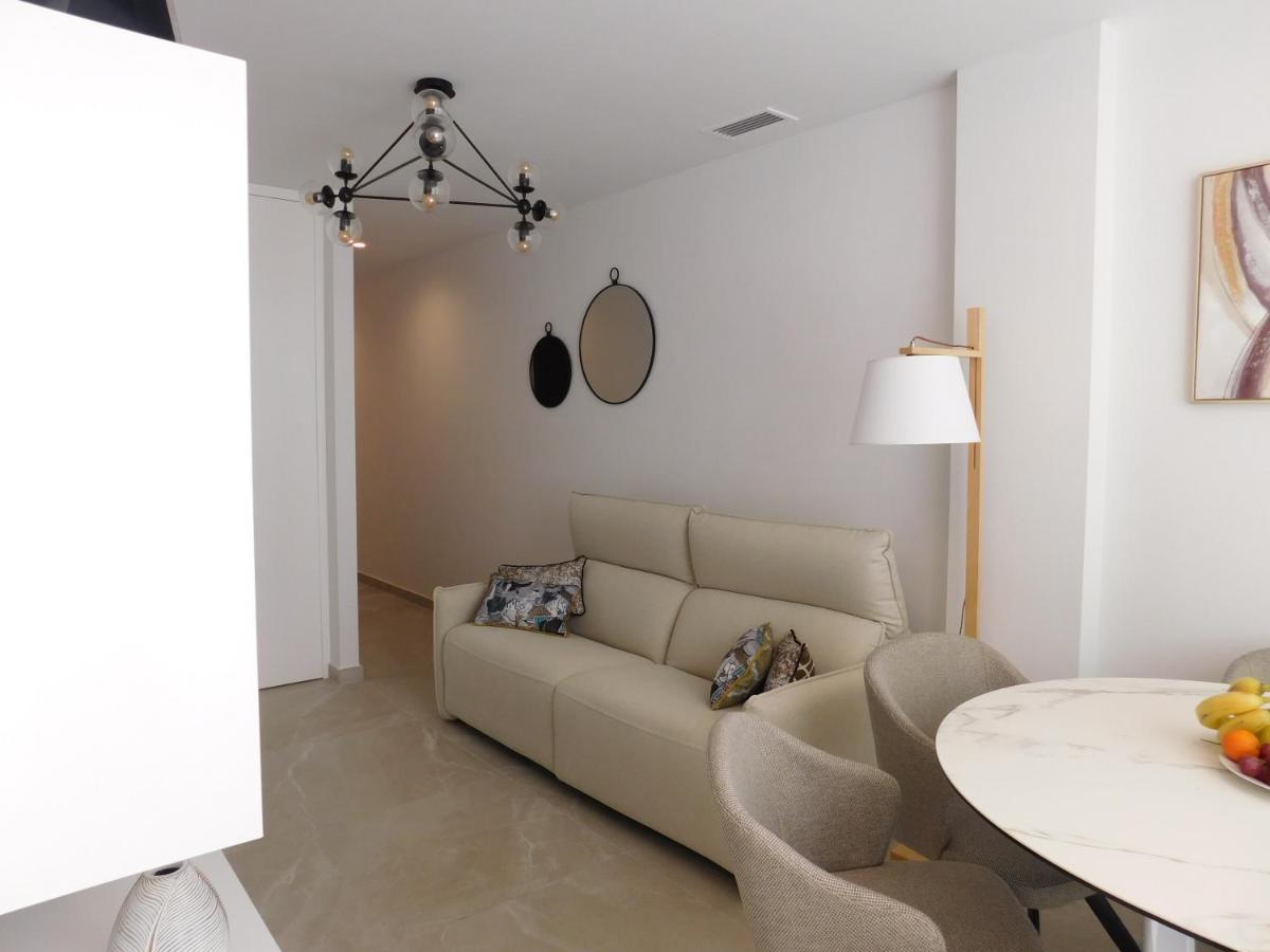 Modern And Cosy Apartment Close To The Beach Torrevieja Exterior photo