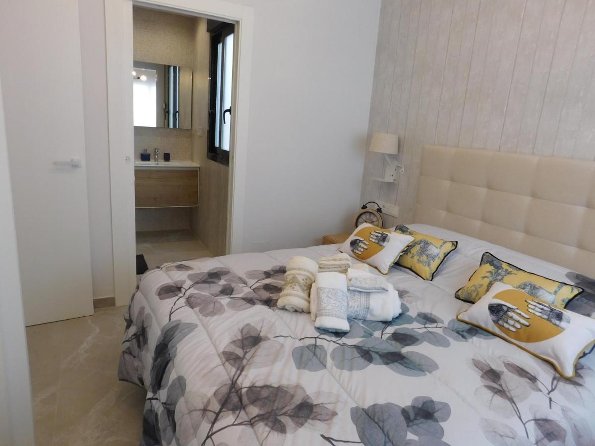 Modern And Cosy Apartment Close To The Beach Torrevieja Exterior photo